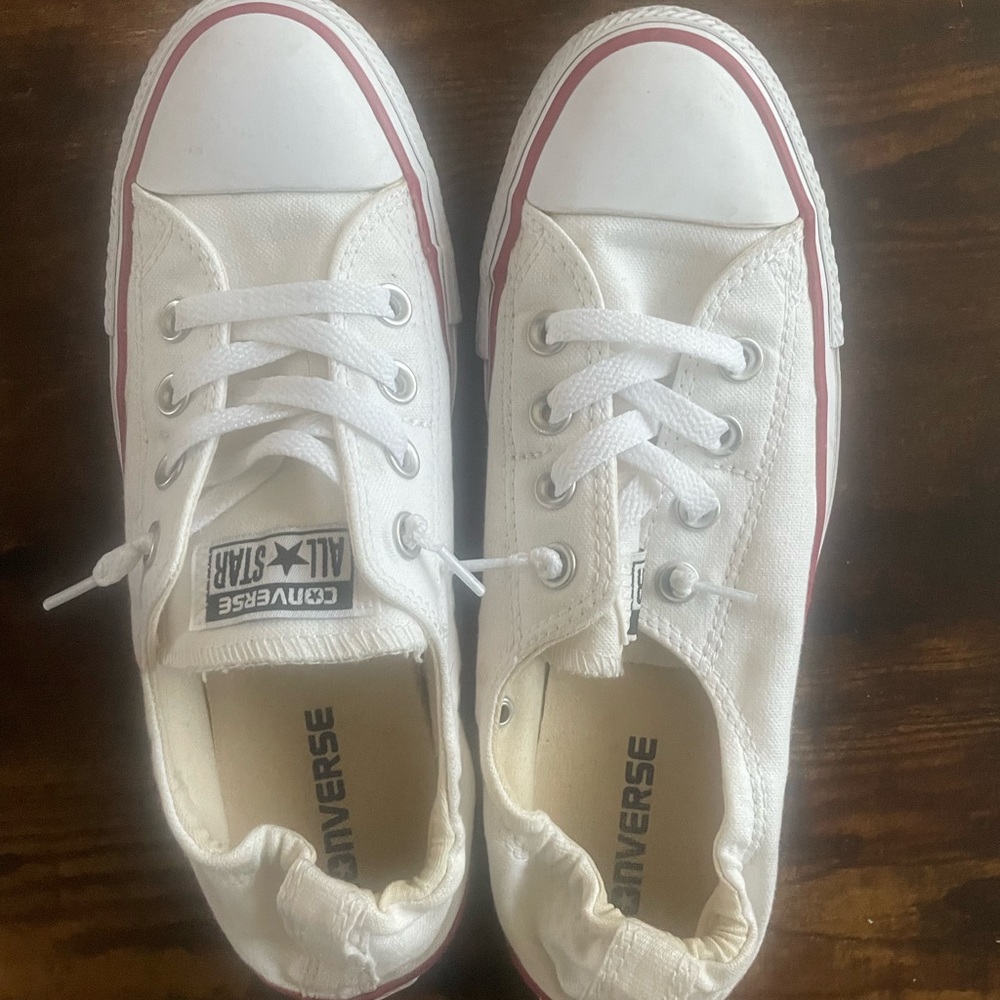 Converse low tops size 8
